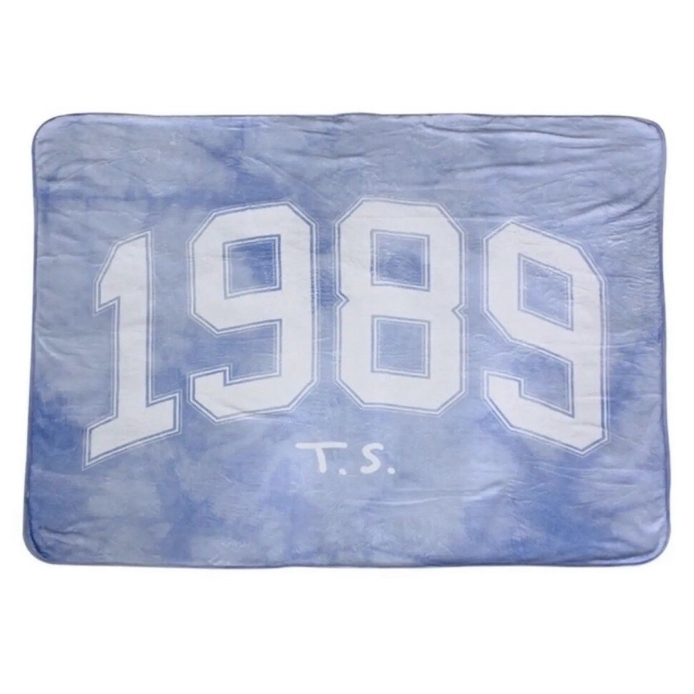 Taylor Swift 1989 Blanket Official Merch